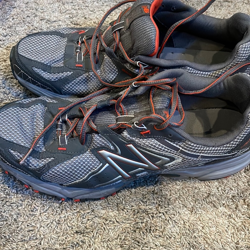 New Balance Tennis Shoes